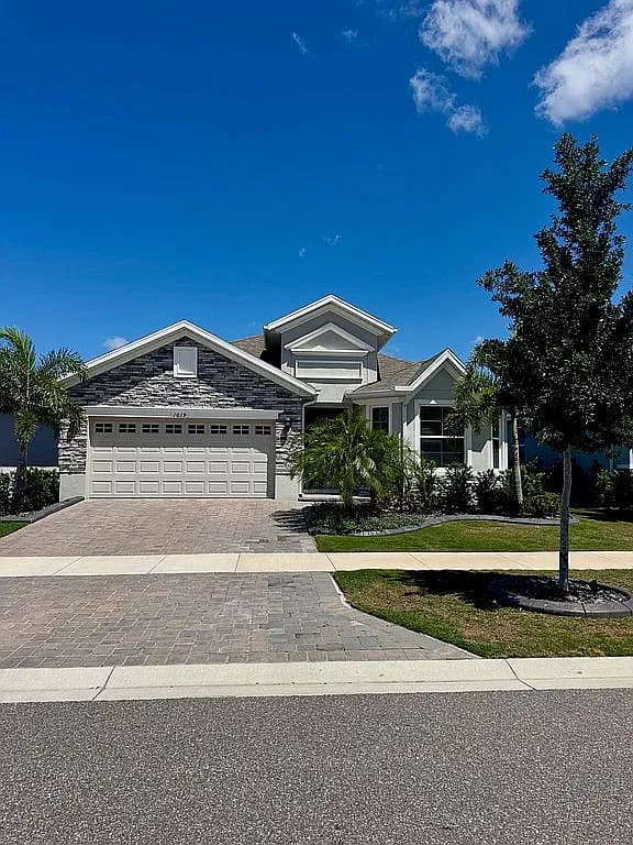1019 Signet Dr — exterior photo