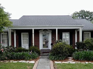 3101 Clifford Dr — exterior photo
