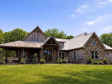 1270 Reid Rd — exterior photo