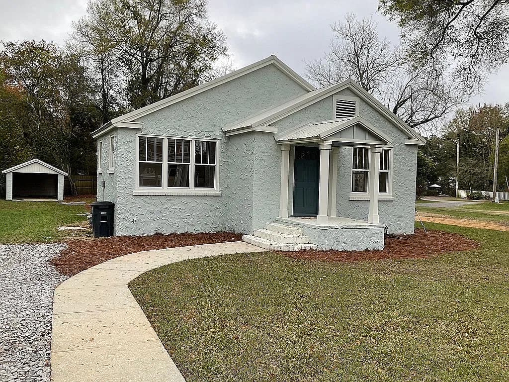 309 S Section St — exterior photo