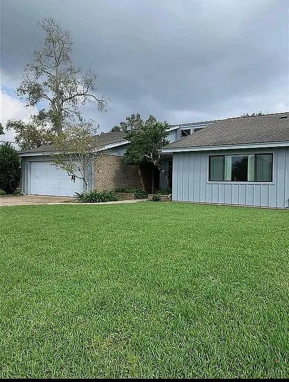3500 Arizona Dr — exterior photo