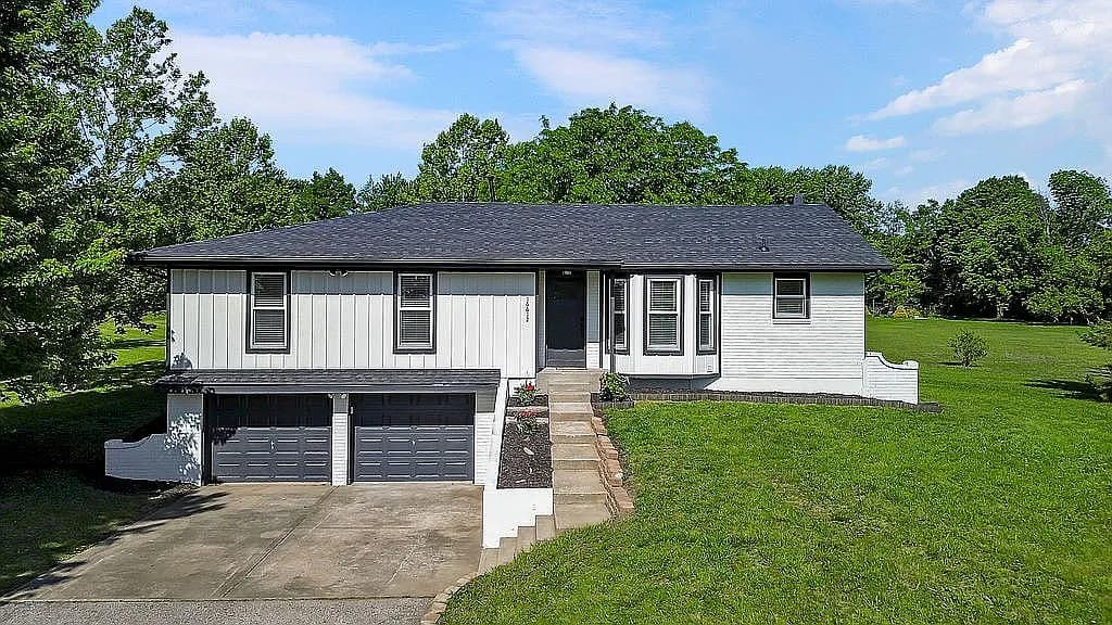 16612 Kentucky Rd — exterior photo