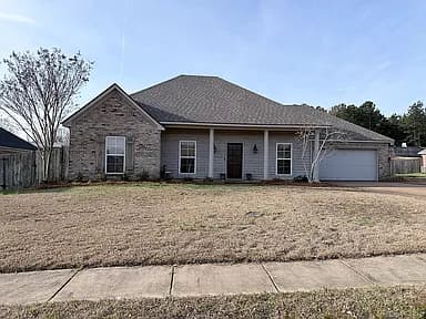 151 Stratford Dr — exterior photo