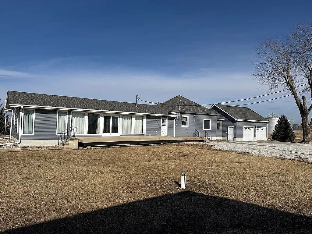 1701 Dana Ave — exterior photo