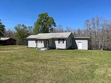 570 Hyde Landing Rd — exterior photo
