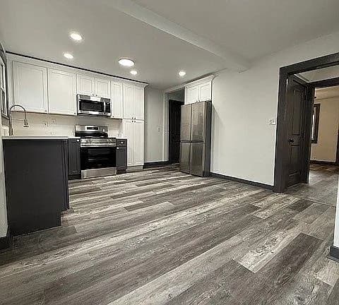 3204 Oswald St — exterior photo