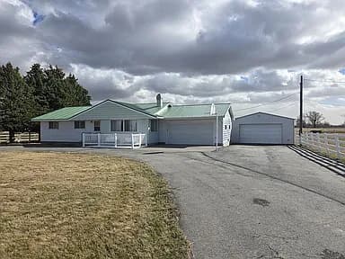 317 W 350 N — exterior photo
