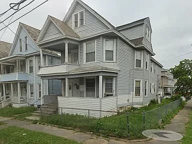 97 Elm St — exterior photo