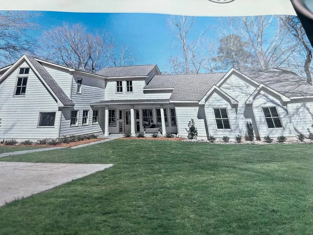 136 N Hidden Lake Dr — exterior photo