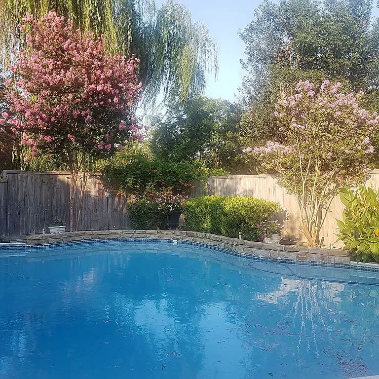 826 Westbrook Dr — exterior photo