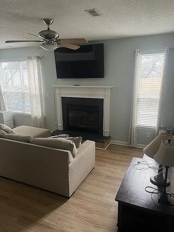 3204 Jade Ct APT 104 — exterior photo