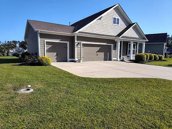 407 Hyacinth Loop — exterior photo