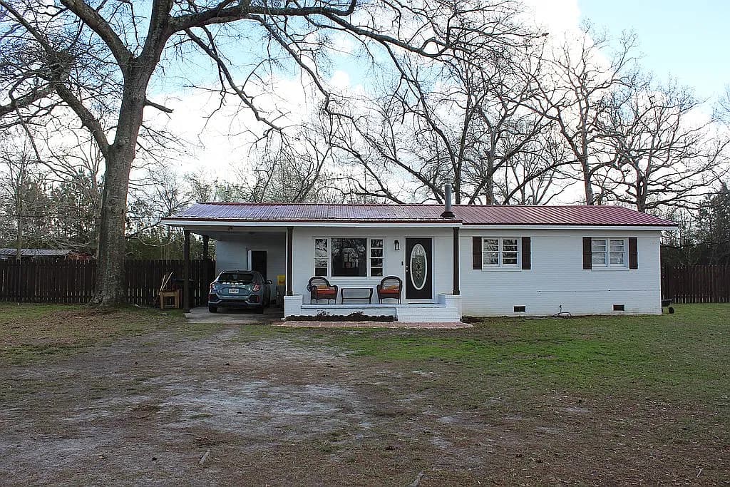219 Rainbow Rd — exterior photo