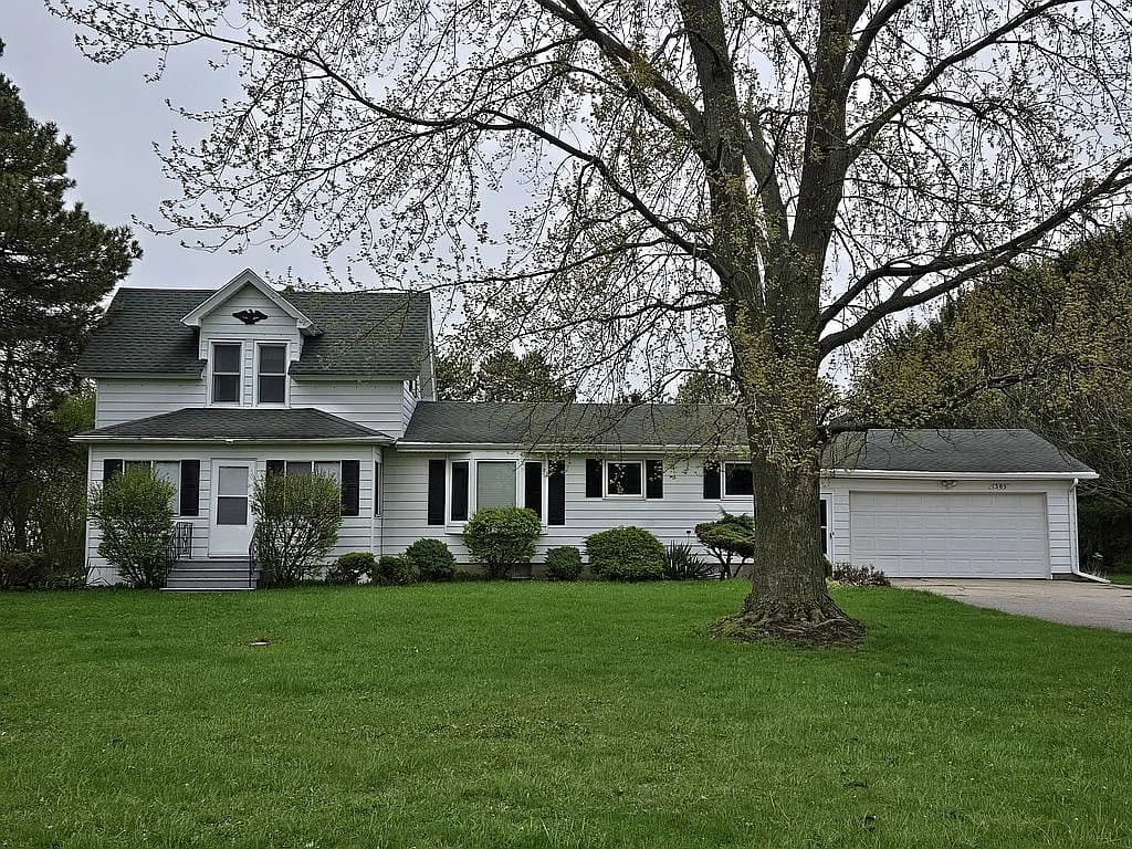 1305 S Gera Rd — exterior photo