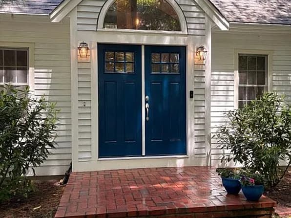 20 Shannon Way — exterior photo
