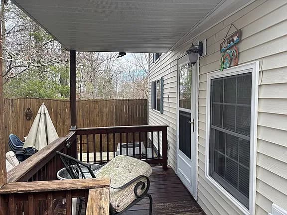 83 Pocohontas Trl — exterior photo