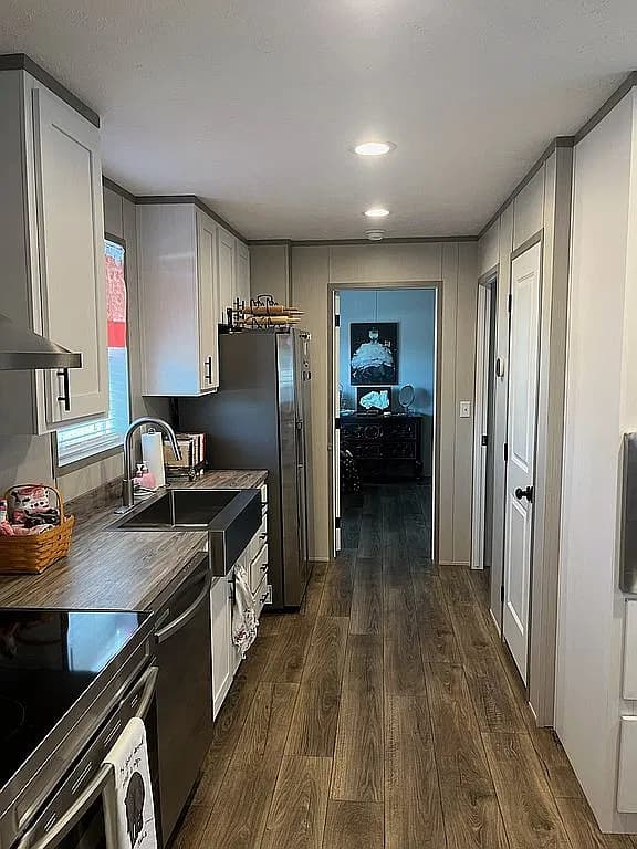 135 Poplar Cir — exterior photo