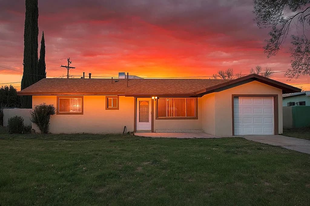 2708 N Valle Verde Dr — exterior photo