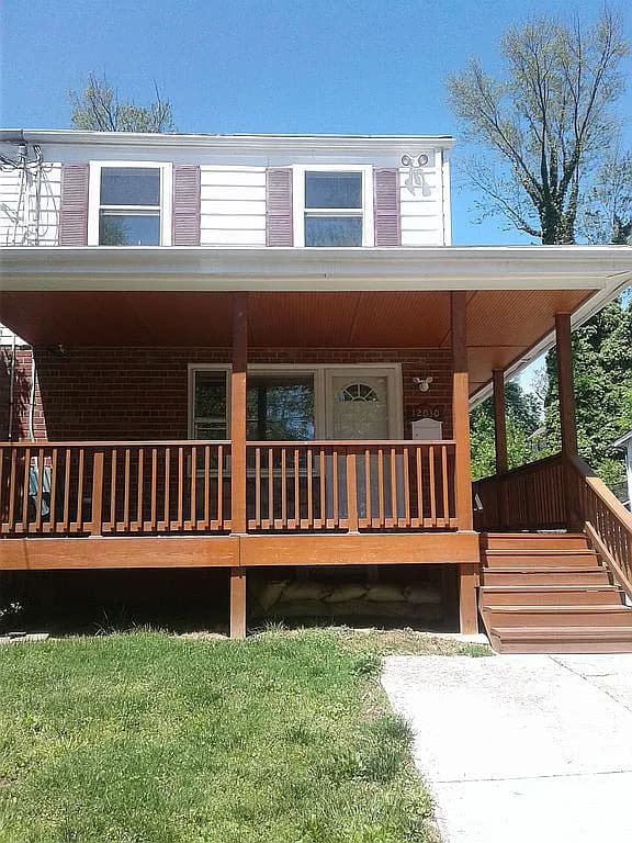 12030 Valleywood Dr — exterior photo