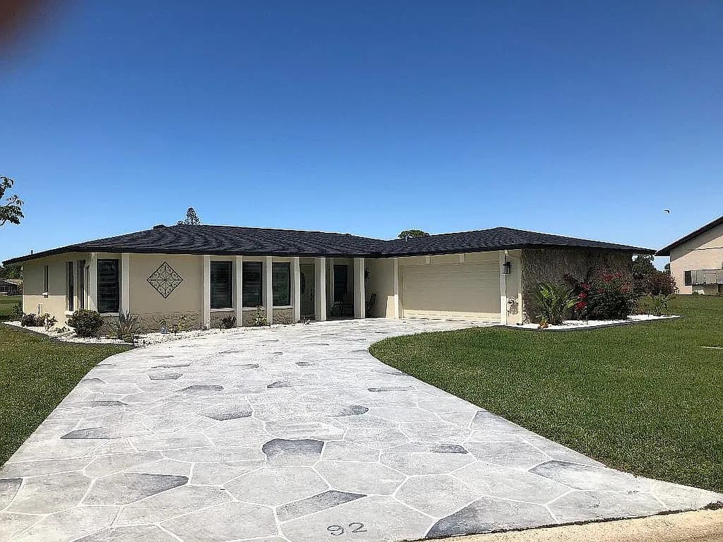 92 Caddy Rd — exterior photo