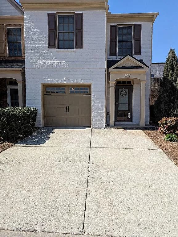 2712 Beynon Ln — exterior photo