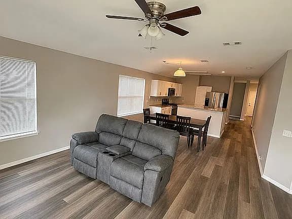 8413 Cactus Patch Way — exterior photo