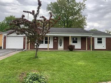 729 Governor Rd S — exterior photo