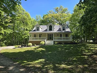 4074 Oak Dr — exterior photo
