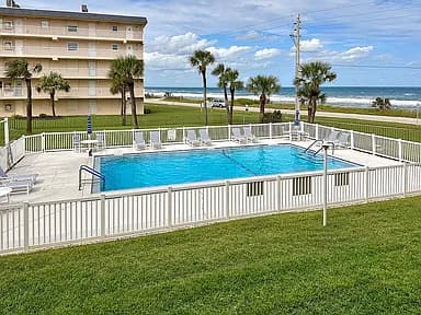 2290 Ocean Shore Blvd #2040 — exterior photo