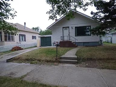 608 W Erie St — exterior photo