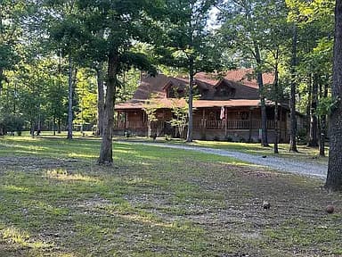 1110 Oak Acres Dr — exterior photo