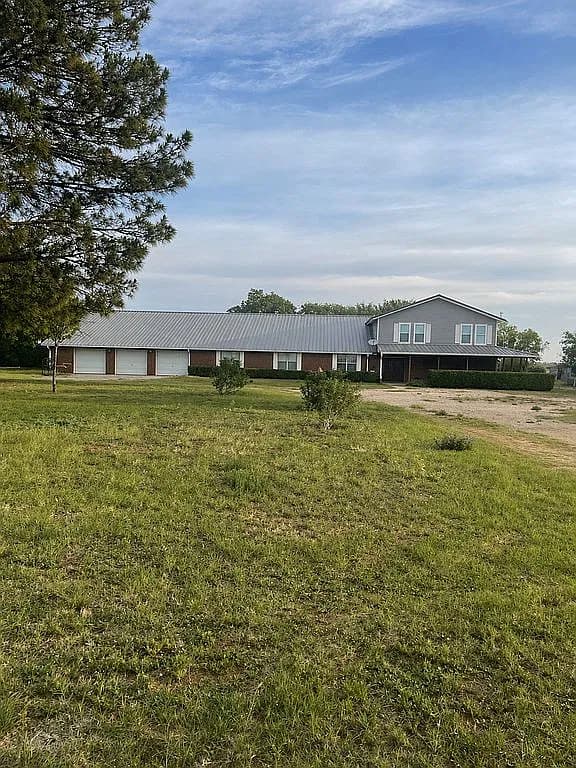 12856 Interstate Highway 20 — exterior photo