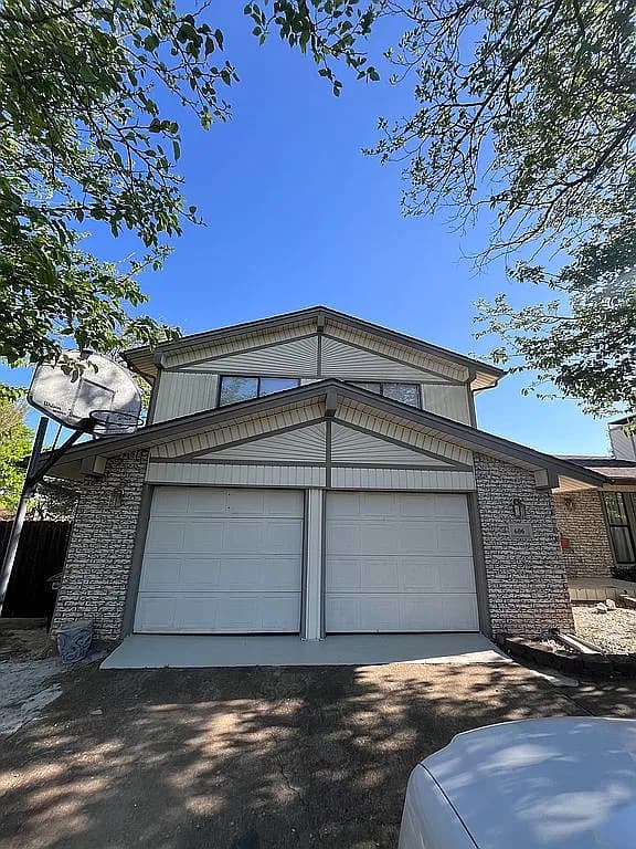606 Madison Ct — exterior photo