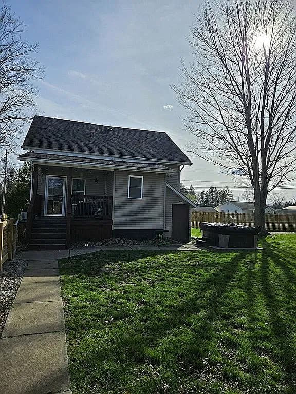 656 Browns Ferry Rd — exterior photo