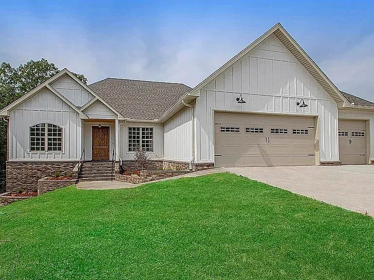 672 Feldspar Dr — exterior photo