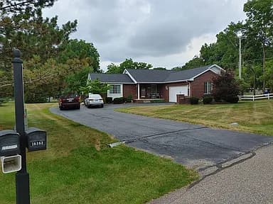 16362 Paddock Club Blvd — exterior photo