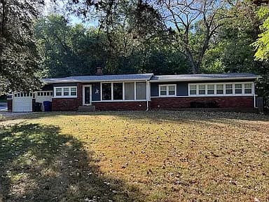 5020 Rockingham Rd — exterior photo