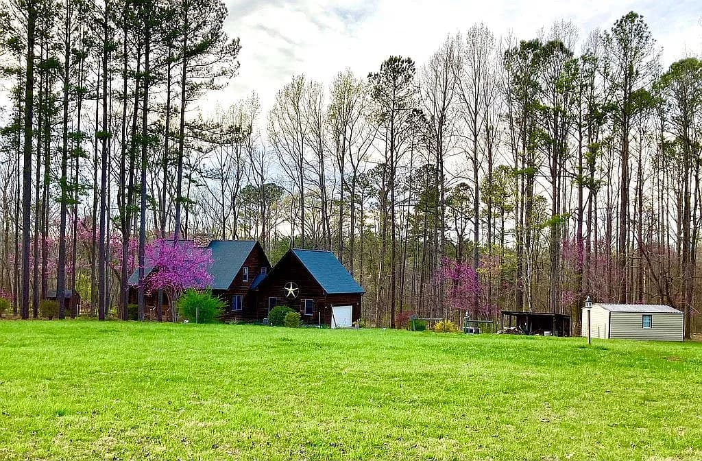 2661 Gela Rd — exterior photo