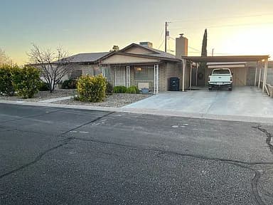 2907 S Heather Ln — exterior photo