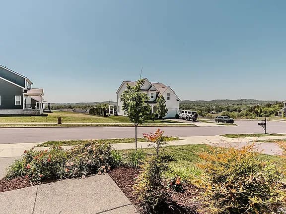 342 Gulfstream Dr — exterior photo