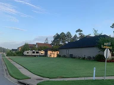 4023 Lantern Hill Dr — exterior photo