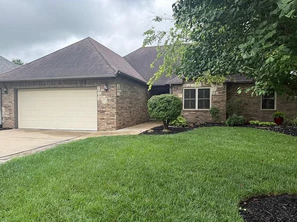 718 E Current Dr — exterior photo