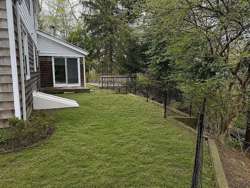 26 Black Creek Ln — exterior photo