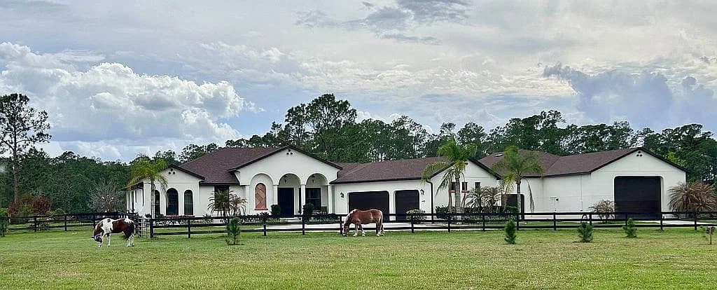 4460 Runway Ln — exterior photo