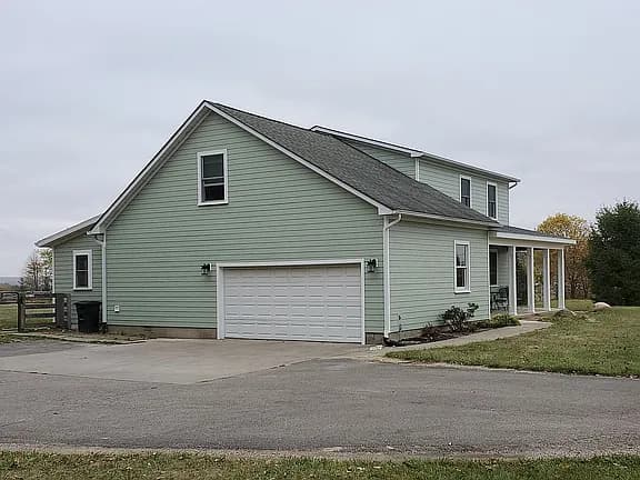 3064 Oxford Middletown Rd — exterior photo