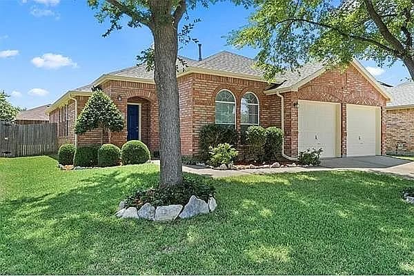 523 Pinto Ln — exterior photo