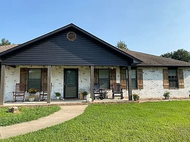 2718 Washburn Pl — exterior photo