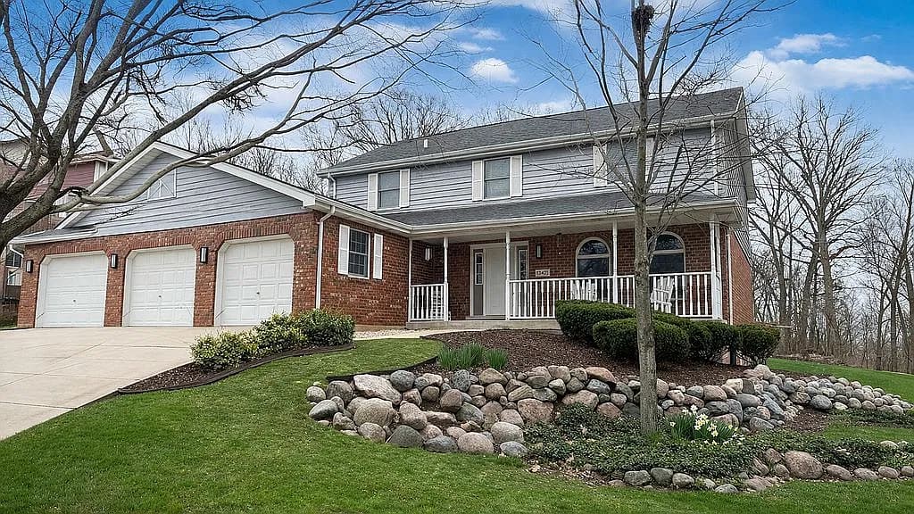 13421 W Oakwood Ct — exterior photo