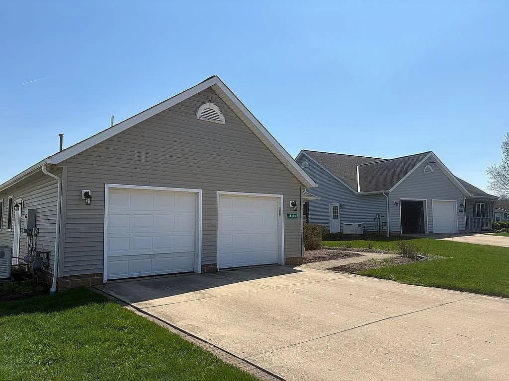 14870 Dunlin Ct — exterior photo