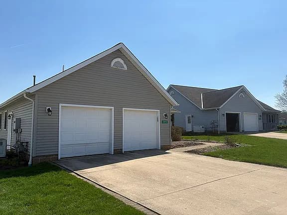 14870 Dunlin Ct — exterior photo